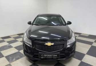 Подержанный автомобиль Chevrolet Cruze Sedan 2013 года (2 фото)