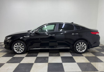 Подержанный автомобиль Kia Optima Sedan 2018 года (8 фото)