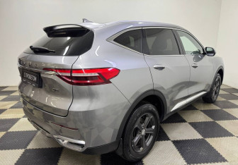 Подержанный автомобиль Haval F7 2022 года (5 фото)
