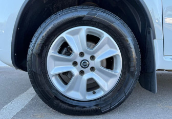 Подержанный автомобиль Nissan Terrano 2020 года (12 фото)