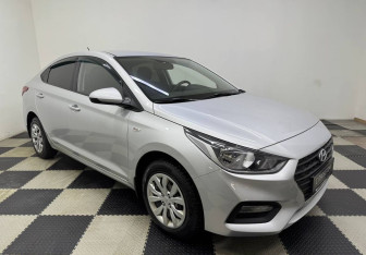 Подержанный автомобиль Hyundai Solaris Sedan 2017 года (3 фото)