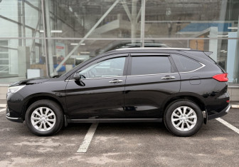 Подержанный автомобиль Haval M6 2023 года (8 фото)