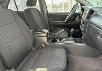 Подержанный автомобиль Kia Sorento 2008 года (10 фото)