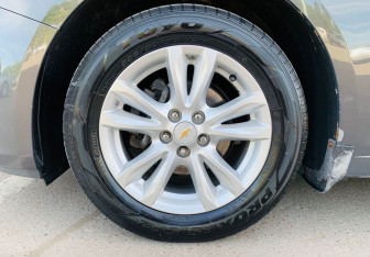 Подержанный автомобиль Chevrolet Cruze Sedan 2013 года (12 фото)