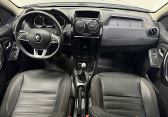 Подержанный автомобиль Renault Duster 2020 года (10 фото)