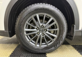 Подержанный автомобиль Mazda CX-5 2021 года (12 фото)