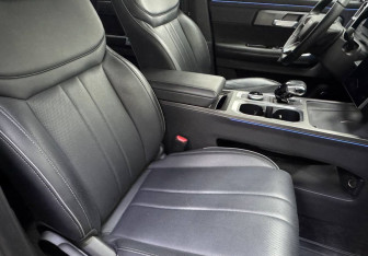 Подержанный автомобиль Jaecoo J7 2024 года (9 фото)