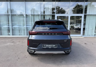 Подержанный автомобиль Exeed LX 2022 года (6 фото)