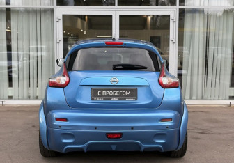 Подержанный автомобиль Nissan Juke 2018 года (6 фото)