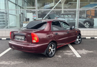 Подержанный автомобиль ЗАЗ Chance Sedan 2010 года (7 фото)