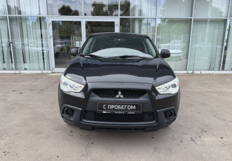 Подержанный автомобиль Mitsubishi ASX 2010 года (2 фото)