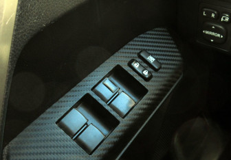 Подержанный автомобиль Toyota RAV4 2013 года (16 фото)