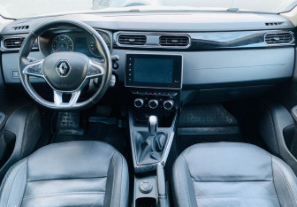 Подержанный автомобиль Renault Arkana 2019 года (10 фото)