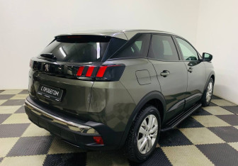 Подержанный автомобиль Peugeot 3008 2018 года (5 фото)