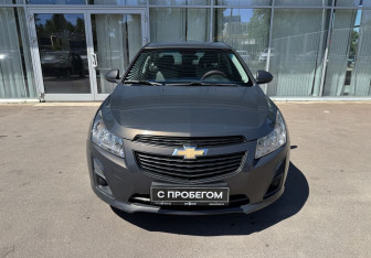 Подержанный автомобиль Chevrolet Cruze Sedan 2013 года (2 фото)