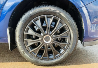 Подержанный автомобиль Opel Astra Hatchback 2004 года (12 фото)
