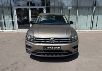 Подержанный автомобиль Volkswagen Tiguan 2019 года (2 фото)