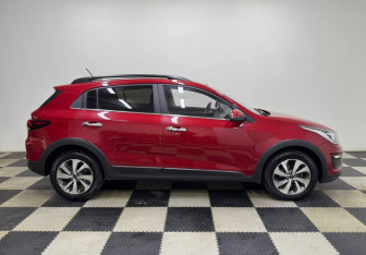 Подержанный автомобиль Kia Rio Hatchback 2020 года (4 фото)