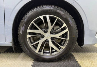 Подержанный автомобиль Geely Emgrand 2024 года (12 фото)