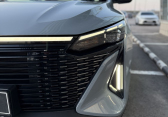 Подержанный автомобиль LIVAN S6Pro 2023 года (16 фото)