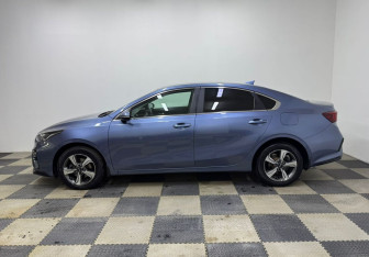 Подержанный автомобиль Kia Forte Sedan 2018 года (8 фото)