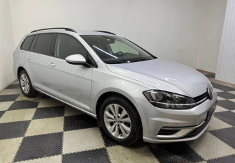Подержанный автомобиль Volkswagen Golf Wagon 2019 года (3 фото)