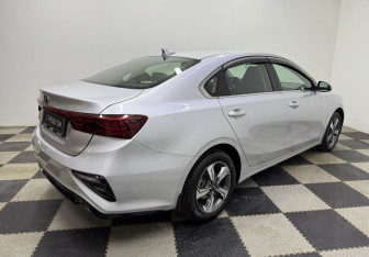 Подержанный автомобиль Kia Cerato Sedan 2019 года (5 фото)