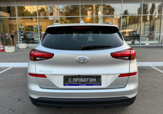 Подержанный автомобиль Hyundai Tucson 2020 года (6 фото)