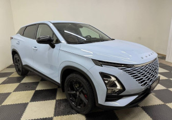Подержанный автомобиль Omoda C5 2023 года (3 фото)