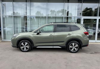 Подержанный автомобиль Subaru Forester Suv 2020 года (8 фото)
