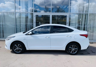 Подержанный автомобиль Hyundai Solaris Sedan 2019 года (8 фото)