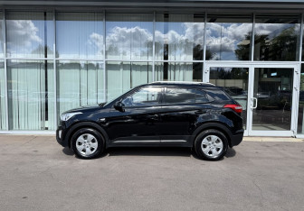 Подержанный автомобиль Hyundai Creta 2020 года (8 фото)