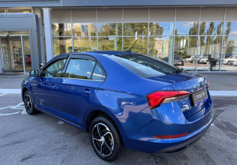 Подержанный автомобиль Skoda Rapid Liftback 2021 года (4 фото)