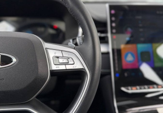 Подержанный автомобиль Москвич 6 2023 года (16 фото)