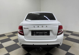 Подержанный автомобиль LADA (ВАЗ) Granta Sedan 2023 года (6 фото)