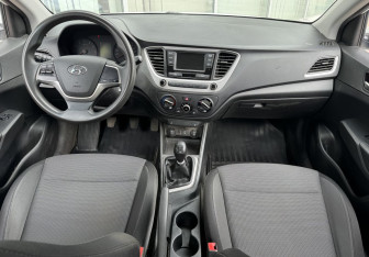 Подержанный автомобиль Hyundai Solaris Sedan 2017 года (9 фото)