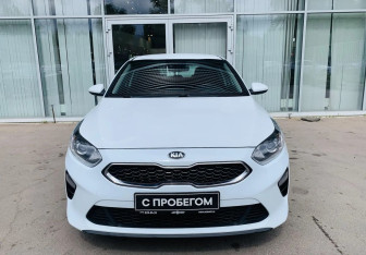 Подержанный автомобиль Kia Ceed Hatchback 2018 года (2 фото)