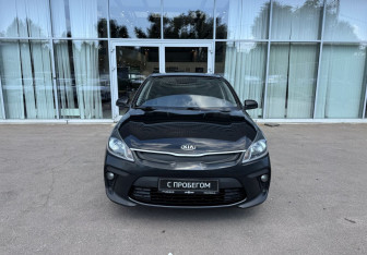 Подержанный автомобиль Kia Rio Sedan 2018 года (2 фото)