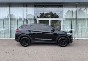 Подержанный автомобиль Hyundai Tucson 2018 года (4 фото)