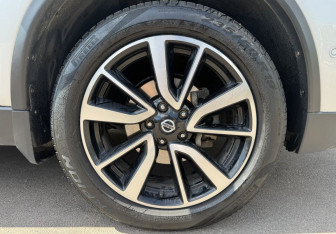 Подержанный автомобиль Nissan X-Trail 2022 года (13 фото)