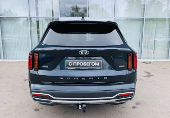 Подержанный автомобиль Kia Sorento 2020 года (6 фото)
