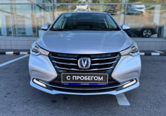 Подержанный автомобиль Changan Alsvin 2023 года (2 фото)