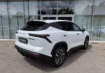 Подержанный автомобиль Jetour Dashing 2023 года (5 фото)