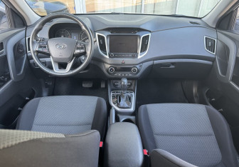 Подержанный автомобиль Hyundai Creta 2017 года (9 фото)