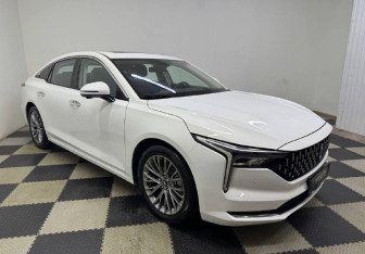 Подержанный автомобиль FAW Bestune B70 2023 года (3 фото)