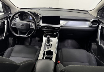 Подержанный автомобиль Geely Coolray 2020 года (10 фото)