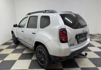 Подержанный автомобиль Renault Duster 2018 года (7 фото)
