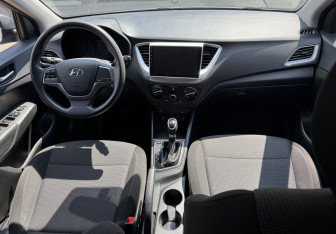 Подержанный автомобиль Hyundai Solaris Sedan 2019 года (9 фото)