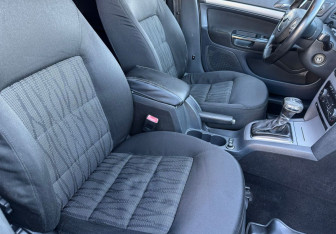 Подержанный автомобиль Skoda Octavia Wagon 2010 года (9 фото)