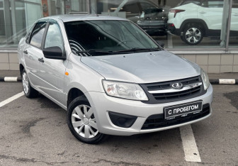 Подержанный автомобиль LADA (ВАЗ) Granta Sedan 2016 года (3 фото)